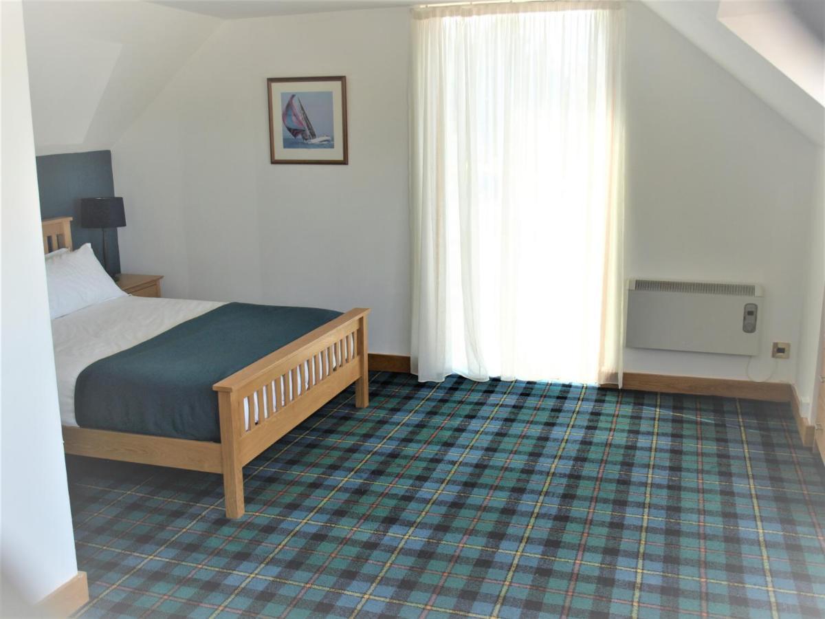 Oban Suites And Lodges By The Sea Exterior photo