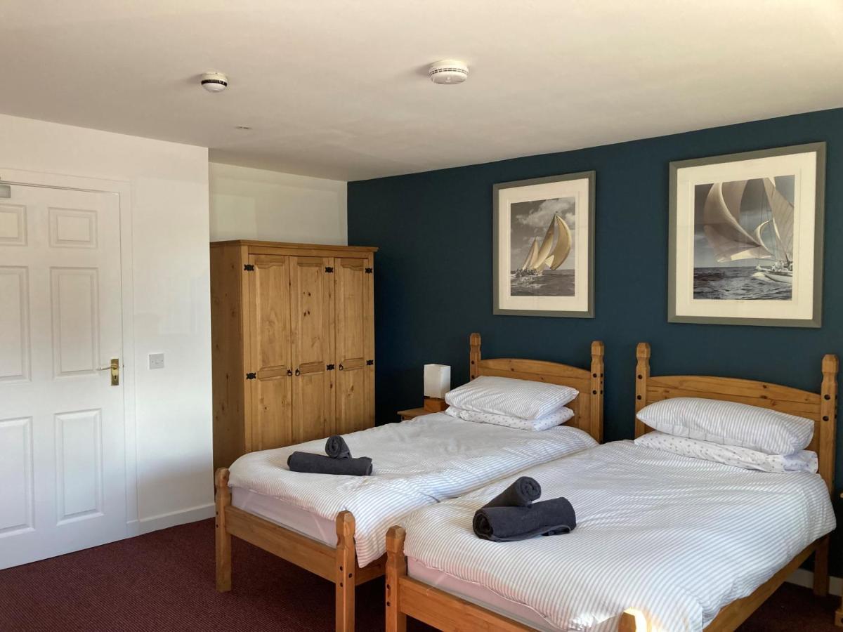 Oban Suites And Lodges By The Sea Exterior photo